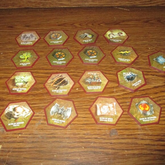 Heroscape Set of 17 Glyphs (most of them except 3 are unique) - Picture 6 of 7